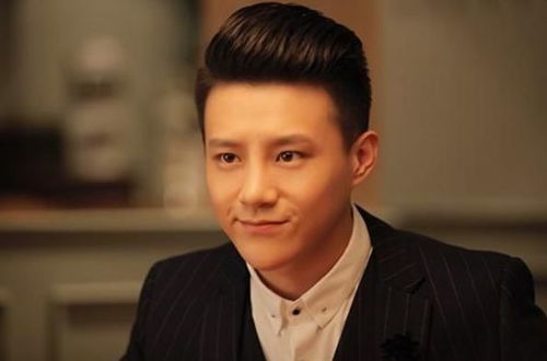 從洗發水廣告到百萬粉絲 一位演員的逆襲之路